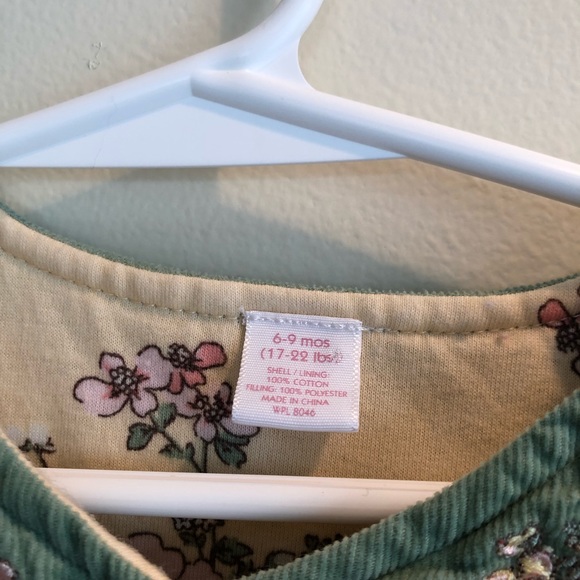 2 PIECE REVERSIBLE NEW BORN SET - Picture 2 of 6